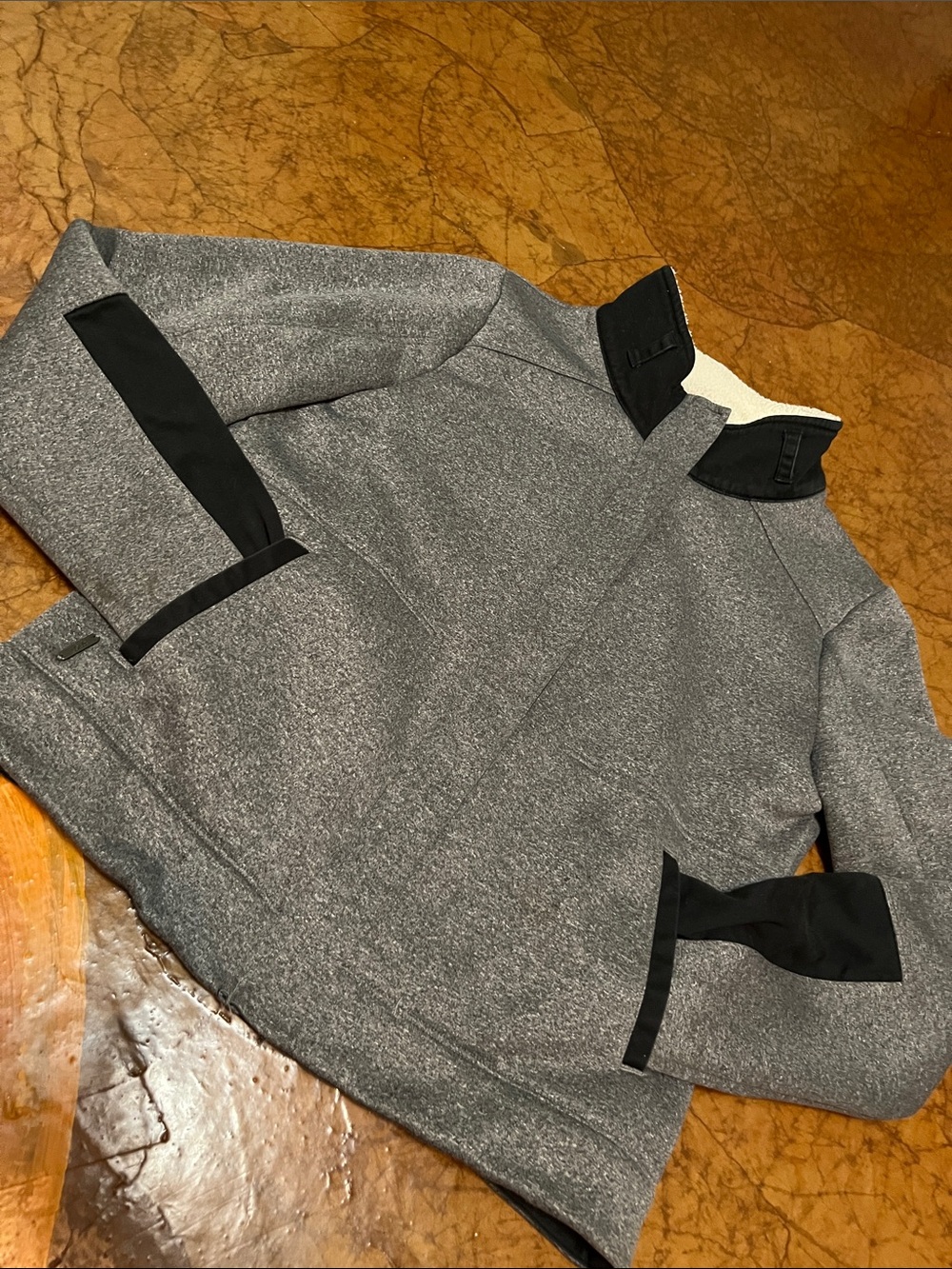 Lole Women's Heathered Gray Jacket with Black Trim Size M